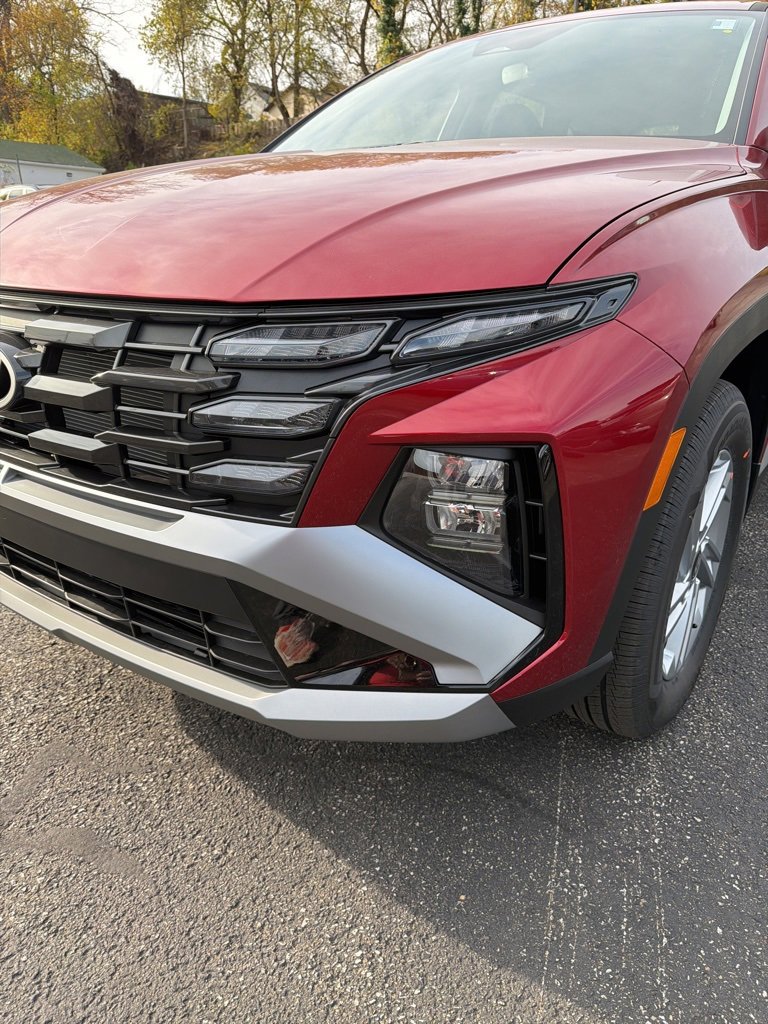 New 2026 Hyundai Tucson SE image 9