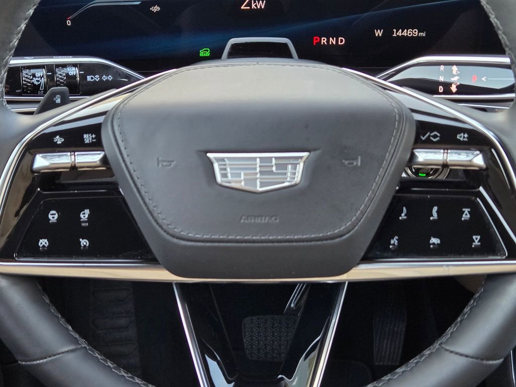 Certified 2024 Cadillac Lyriq Luxury w/ Nappa Leather Package image 17