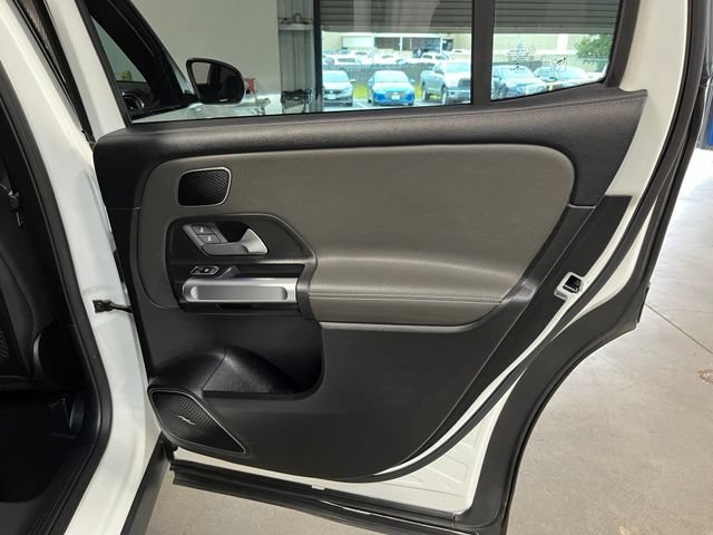 Used 2021 Mercedes-Benz GLB 35 AMG 4MATIC image 15