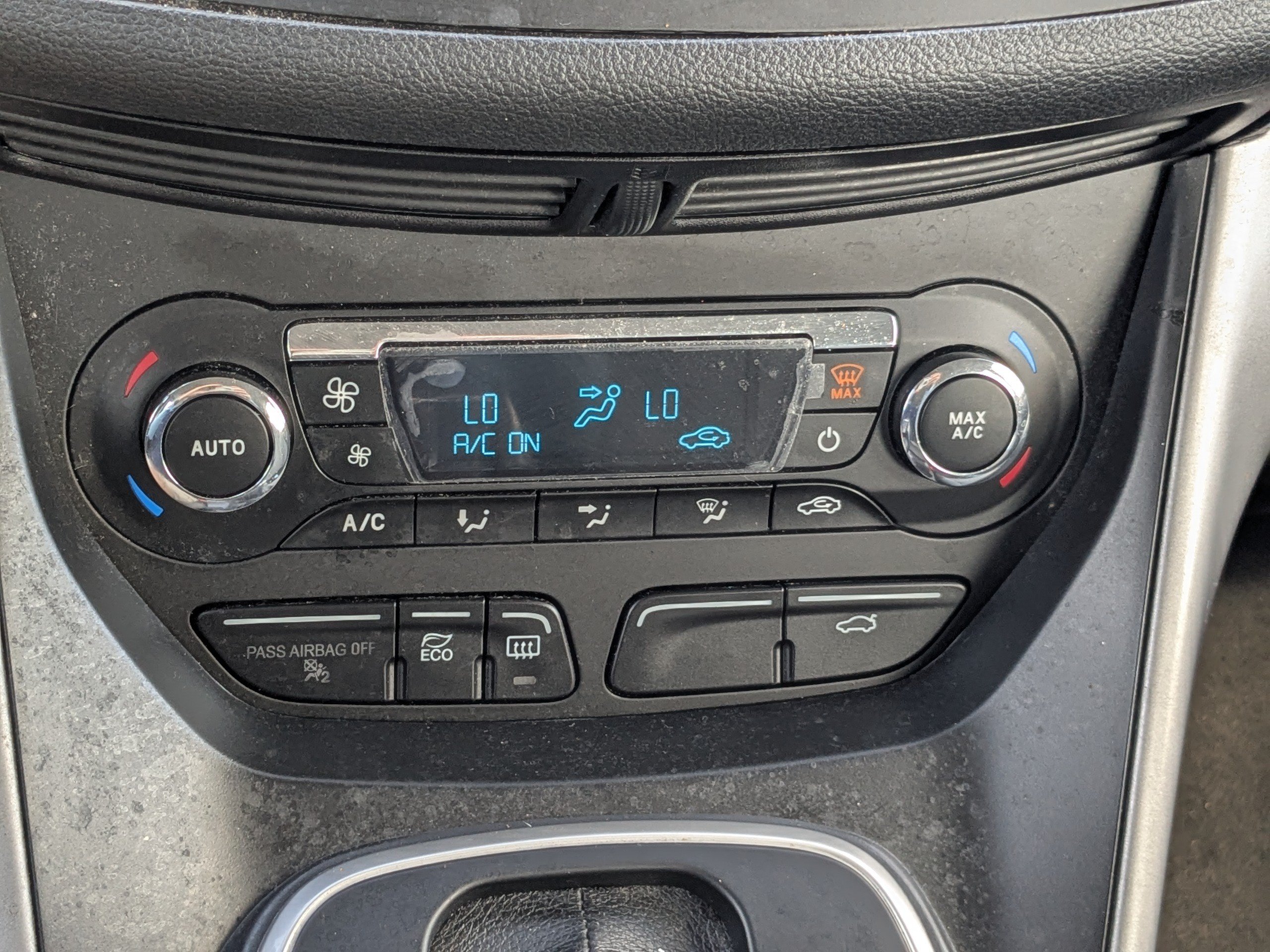 Used 2016 Ford C-MAX SE w/ Equipment Group 201A FWD image 22