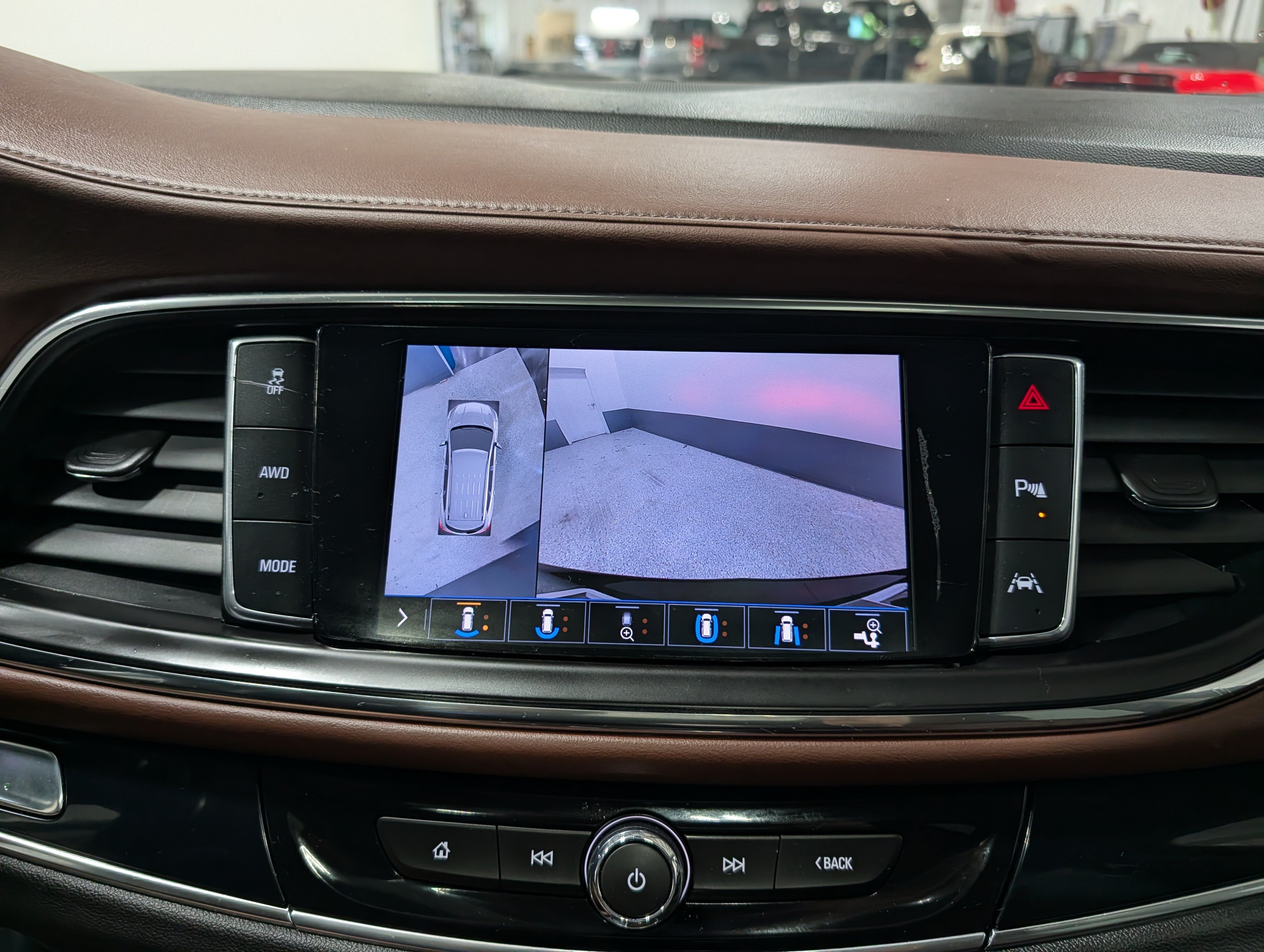 Used 2020 Buick Enclave Avenir w/ Trailering Package, 5000 lbs. AWD/4WD image 27