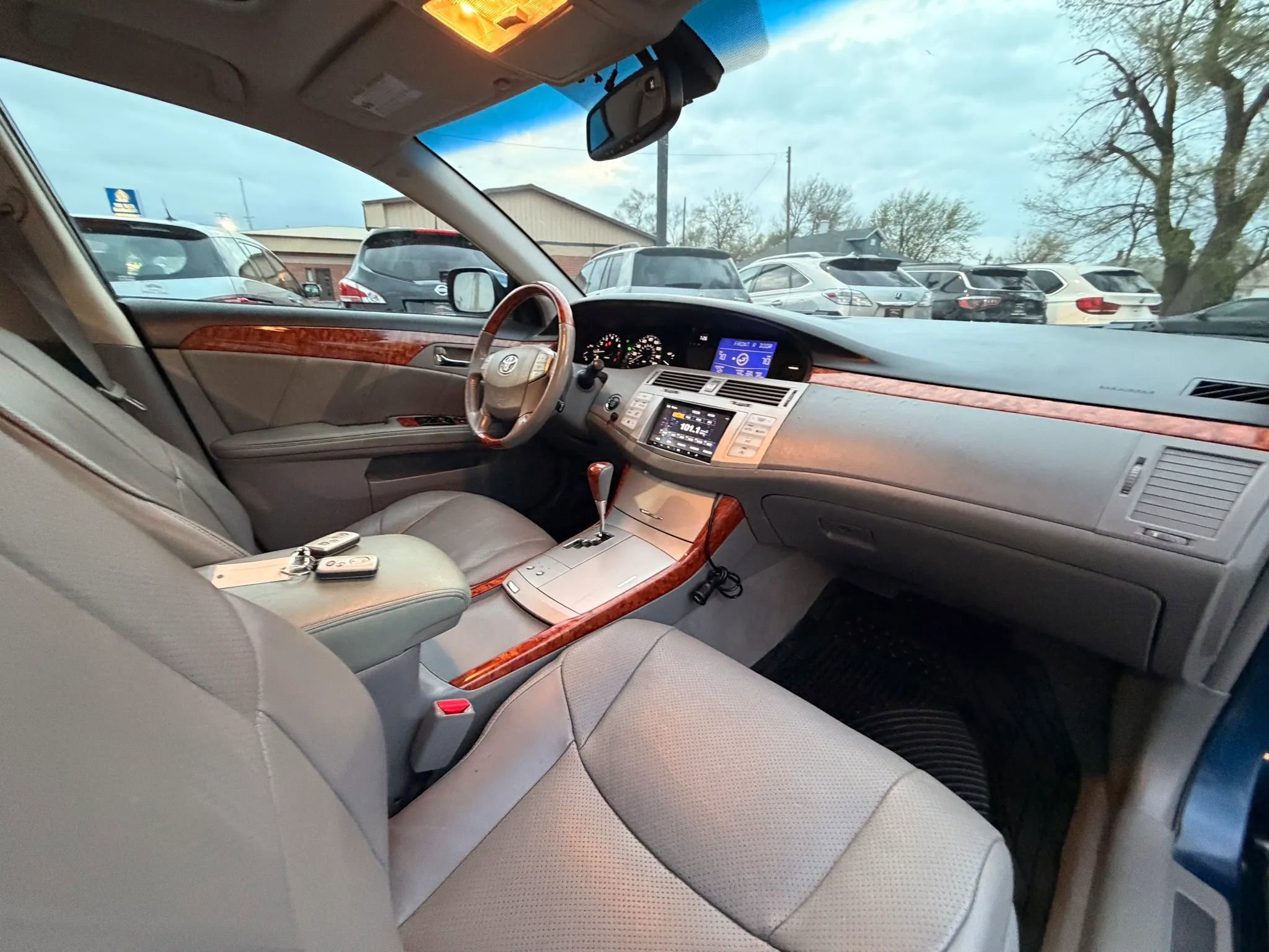 Used 2007 Toyota Avalon Limited FWD image 20