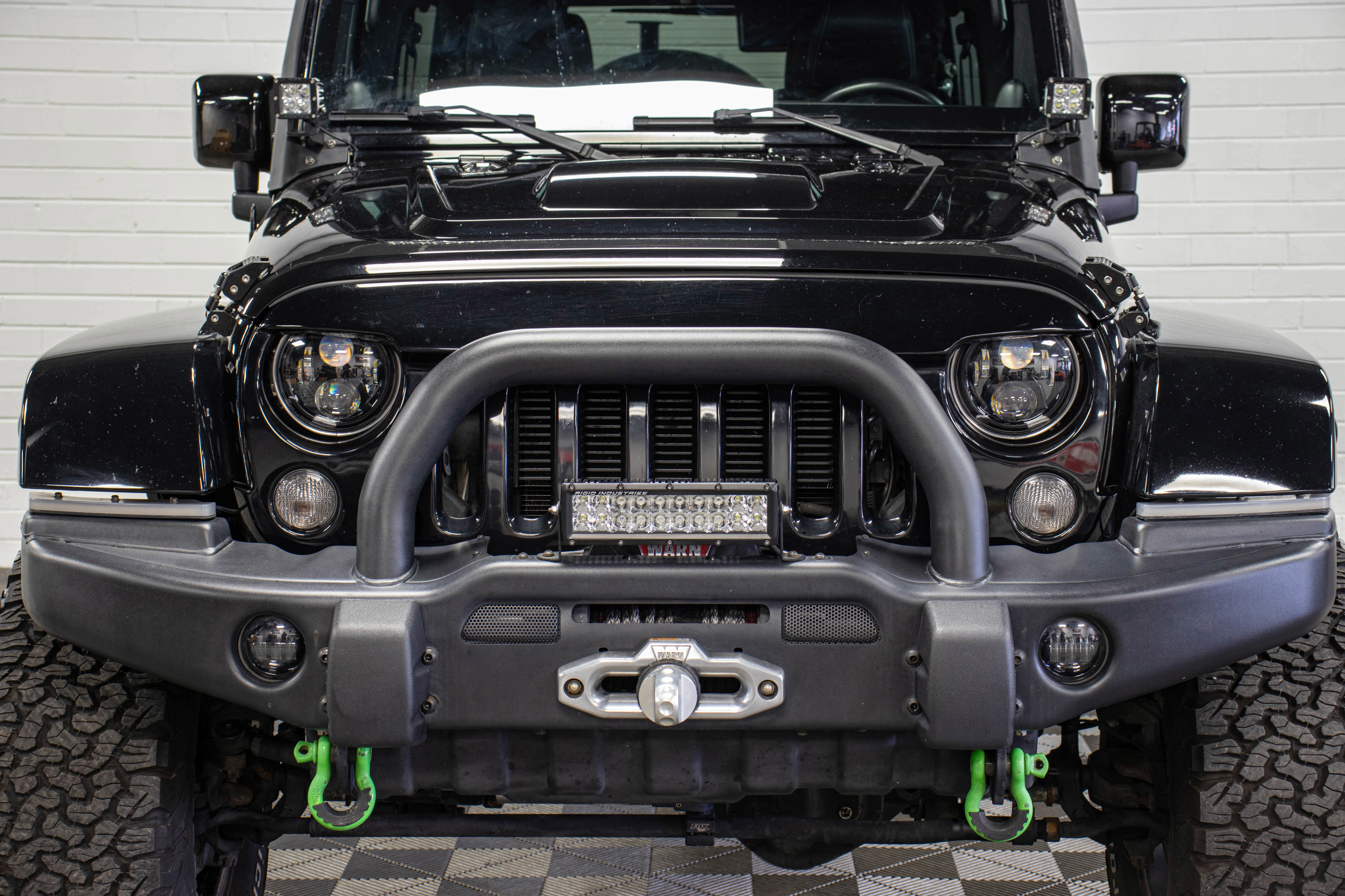 Used 2012 Jeep Wrangler Unlimited Rubicon image 9