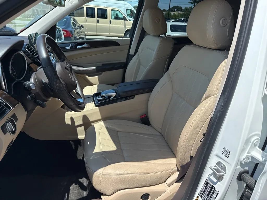 Used 2016 Mercedes-Benz GLE 350 image 2