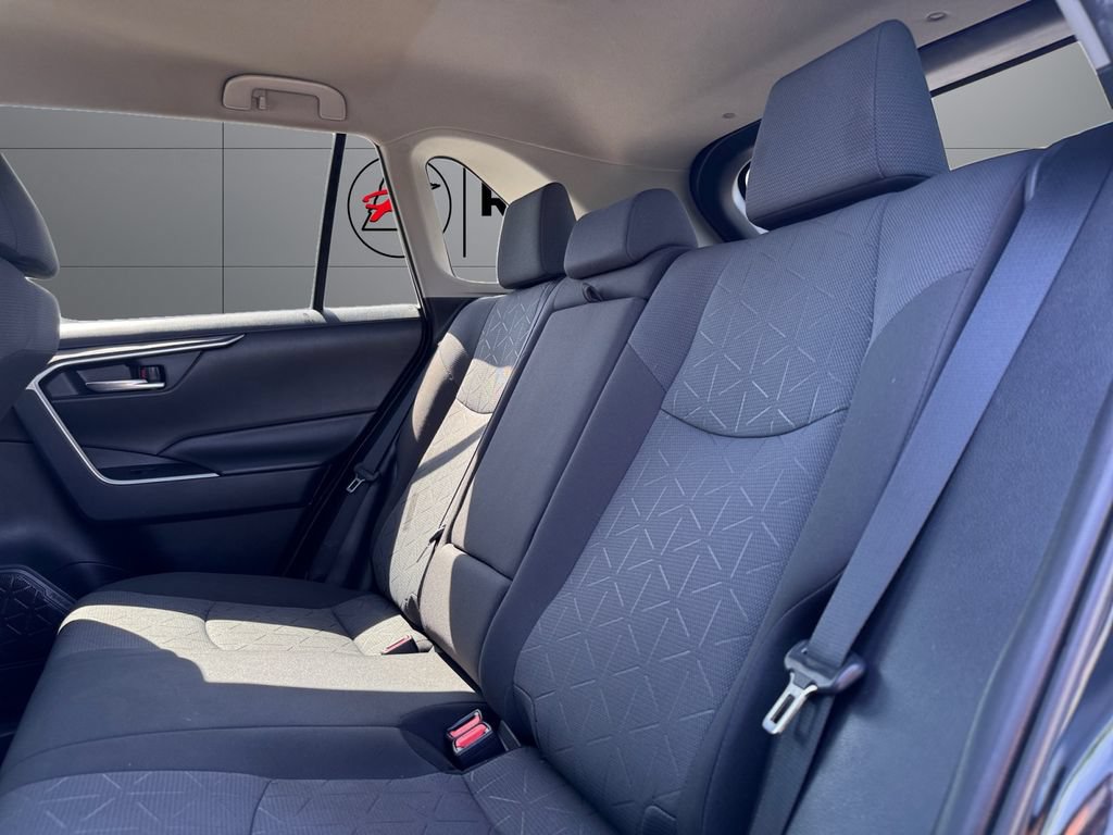 Certified 2020 Toyota RAV4 XLE AWD/4WD image 18