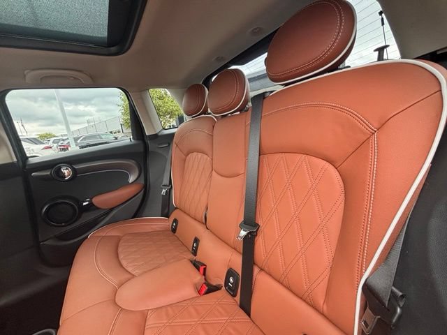 Used 2022 MINI Cooper S w/ Signature Upholstery Package FWD image 32