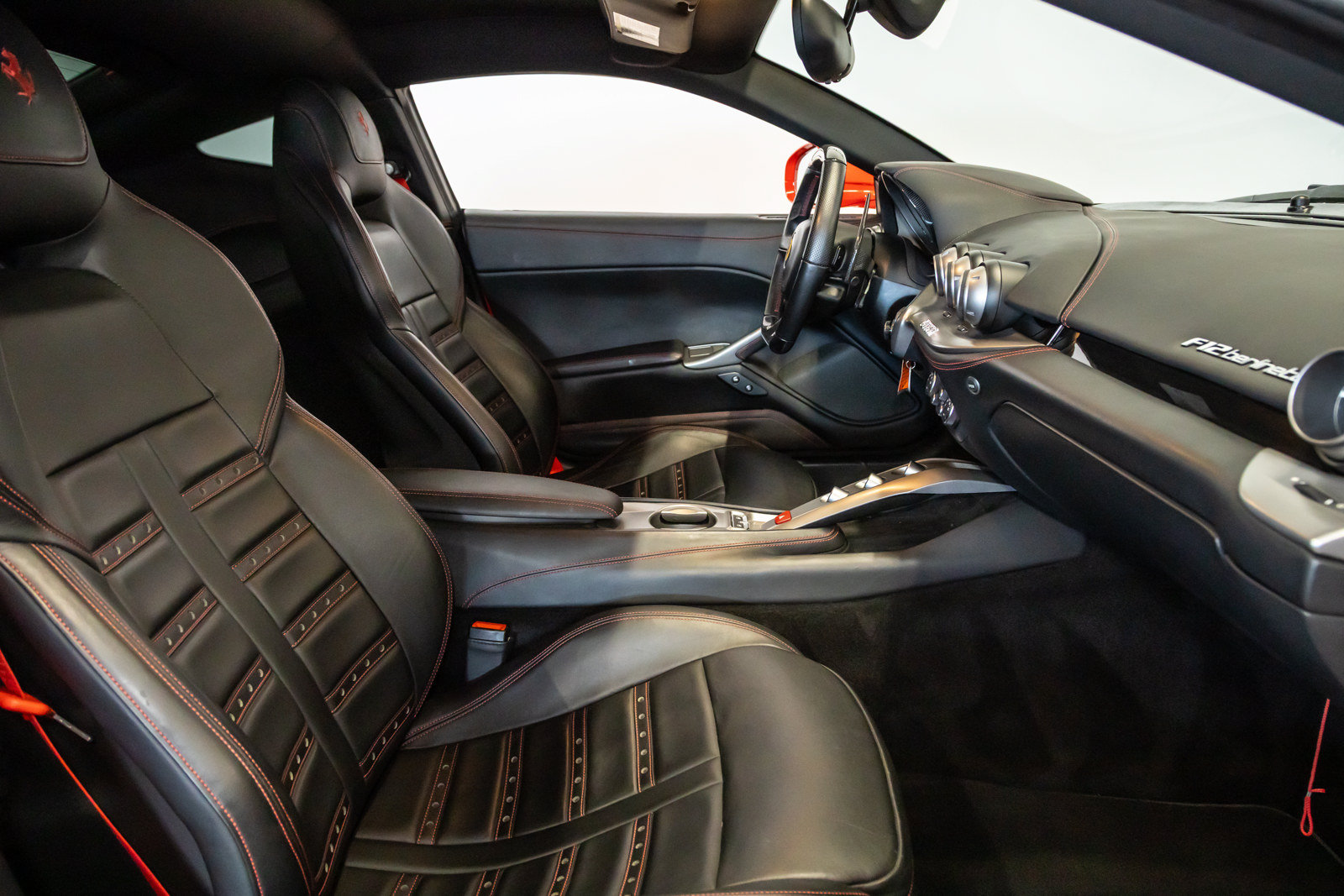 Used 2016 Ferrari F12 Berlinetta RWD image 34
