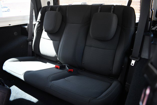 Used 2019 Jeep Wrangler Sport image 22