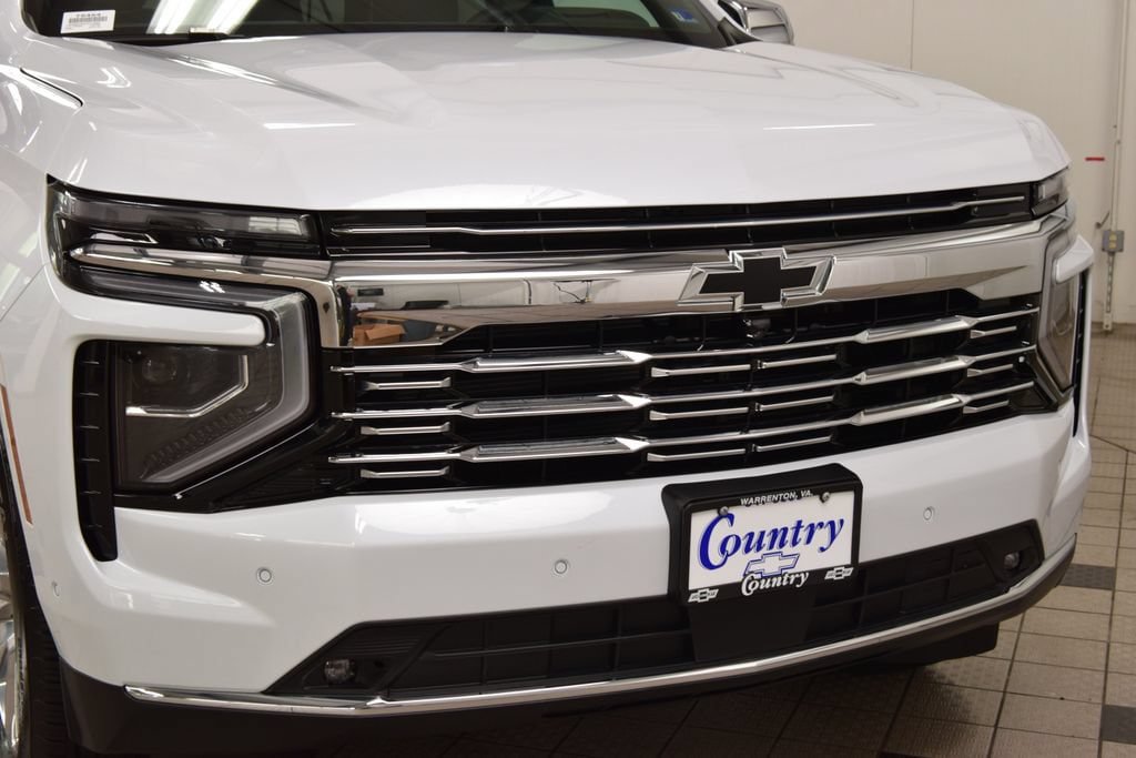 New 2026 Chevrolet Suburban Premier AWD/4WD image 13