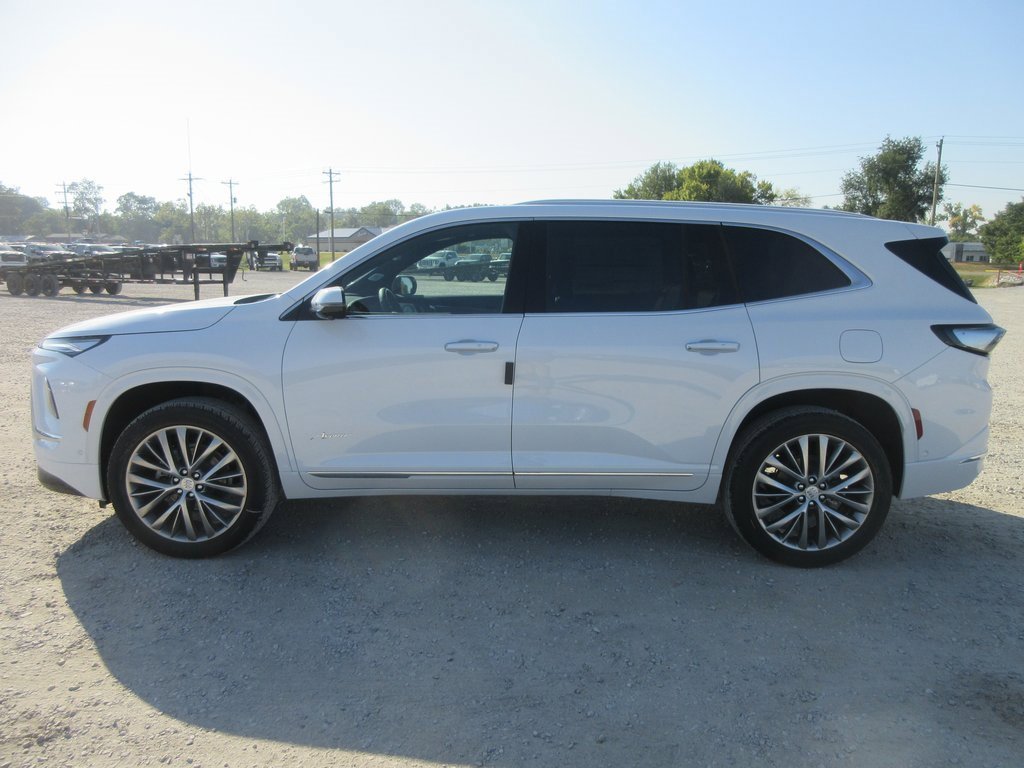 New 2026 Buick Enclave Avenir w/ Super Cruise Package image 9