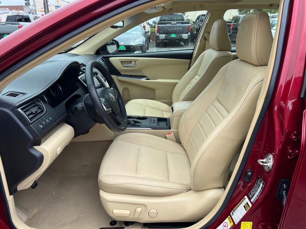 Used 2015 Toyota Camry XLE w/ Advanced Technology Package FWD image 12