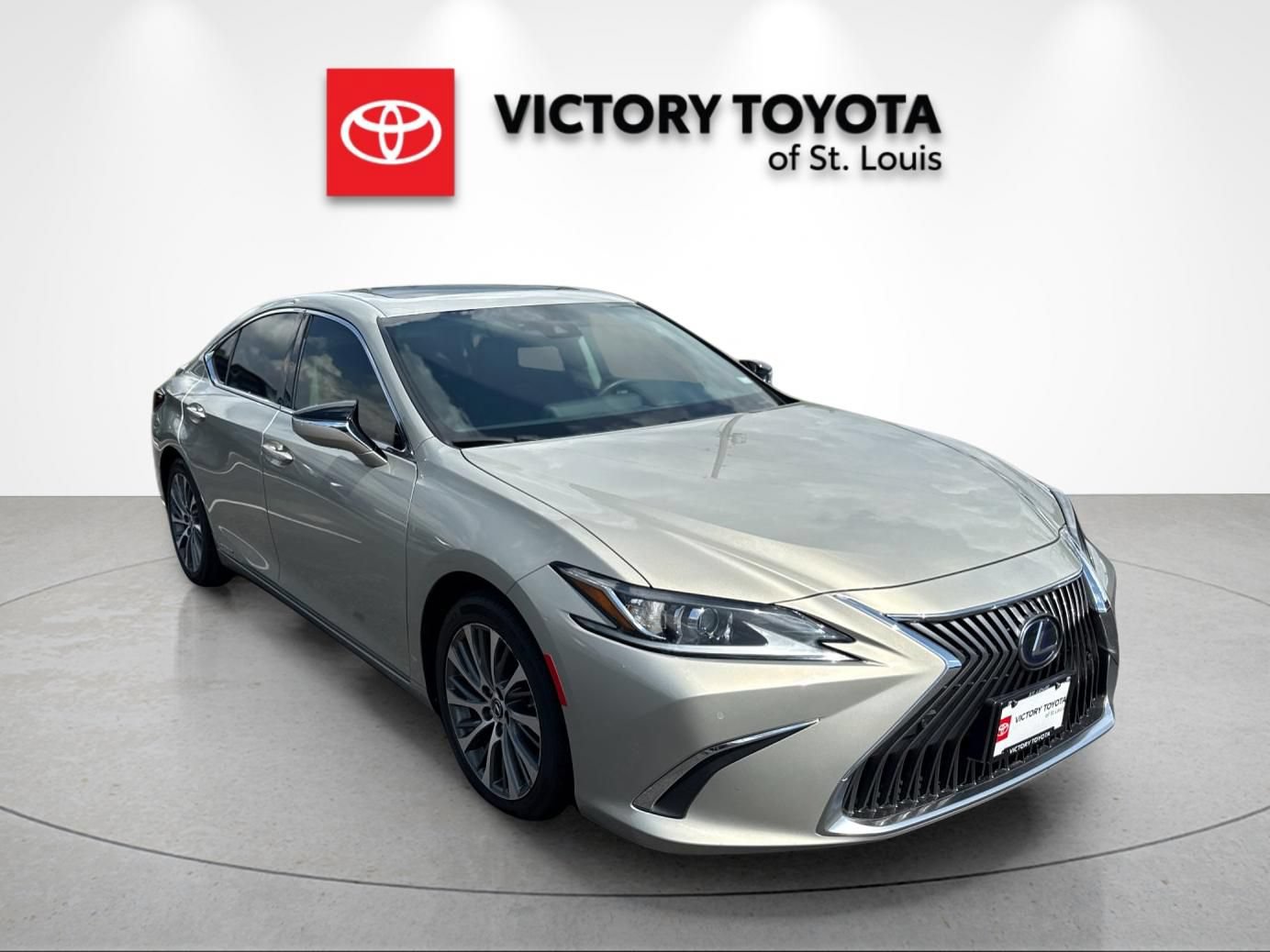 Used 2021 Lexus ES 300h w/ Premium Package