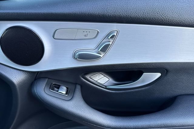 Used 2021 Mercedes-Benz GLC 300 image 20