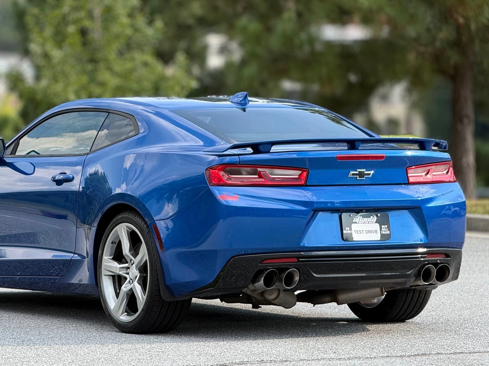 Used 2018 Chevrolet Camaro SS RWD image 42