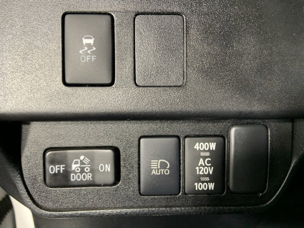 Used 2020 Toyota Tacoma TRD Off-Road image 10