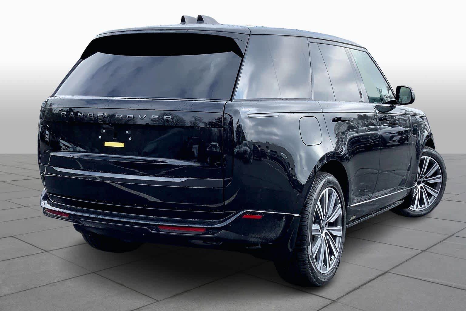 New 2026 Land Rover Range Rover Autobiography AWD/4WD image 3