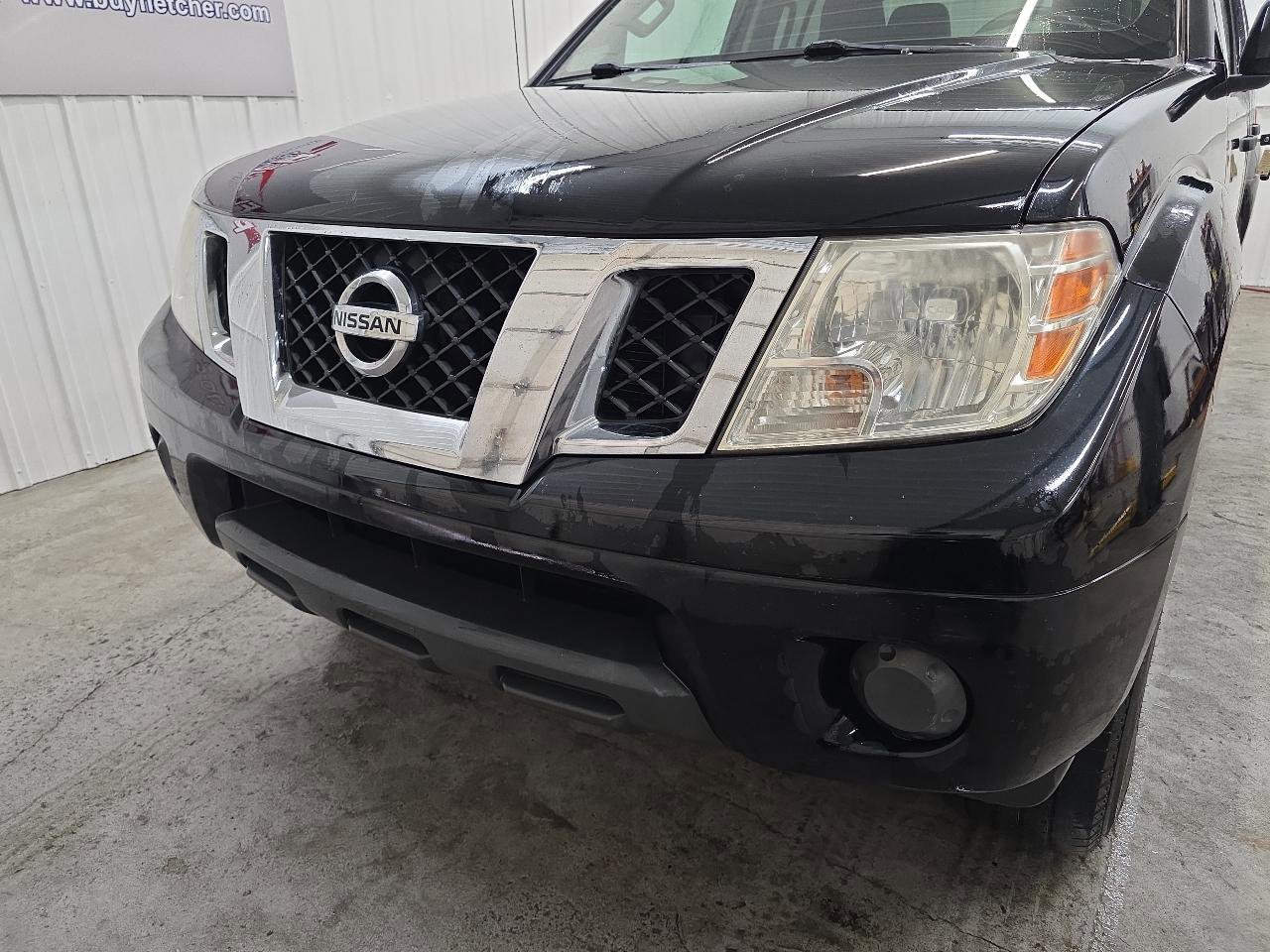 Used 2012 Nissan Frontier SV image 6