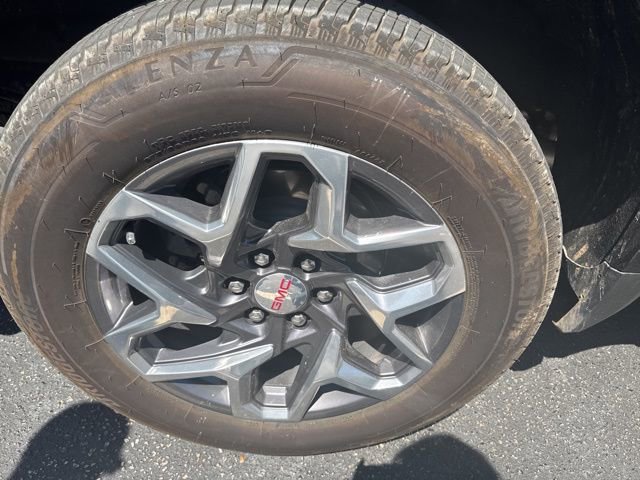 Used 2024 GMC Sierra 1500 SLT w/ SLT Premium Plus Package image 12