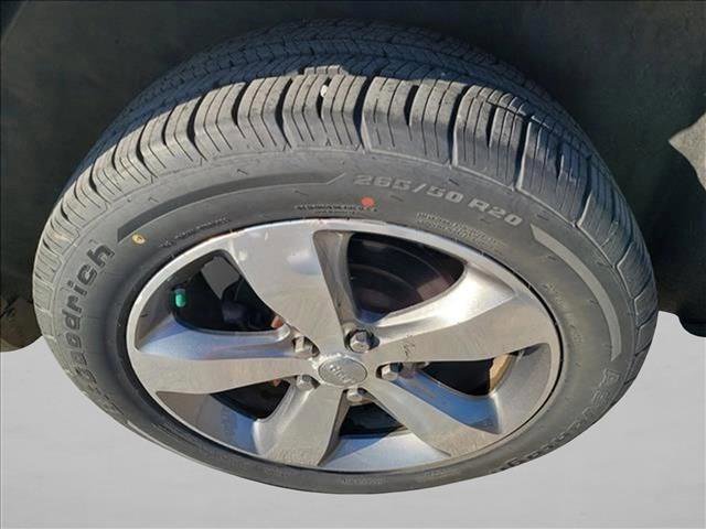 Used 2015 Jeep Grand Cherokee Overland w/ Advanced Technology Group image 10