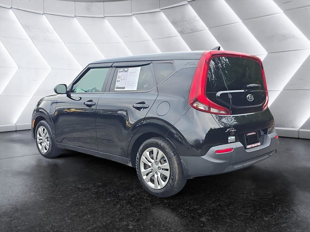 Used 2020 Kia Soul LX image 3