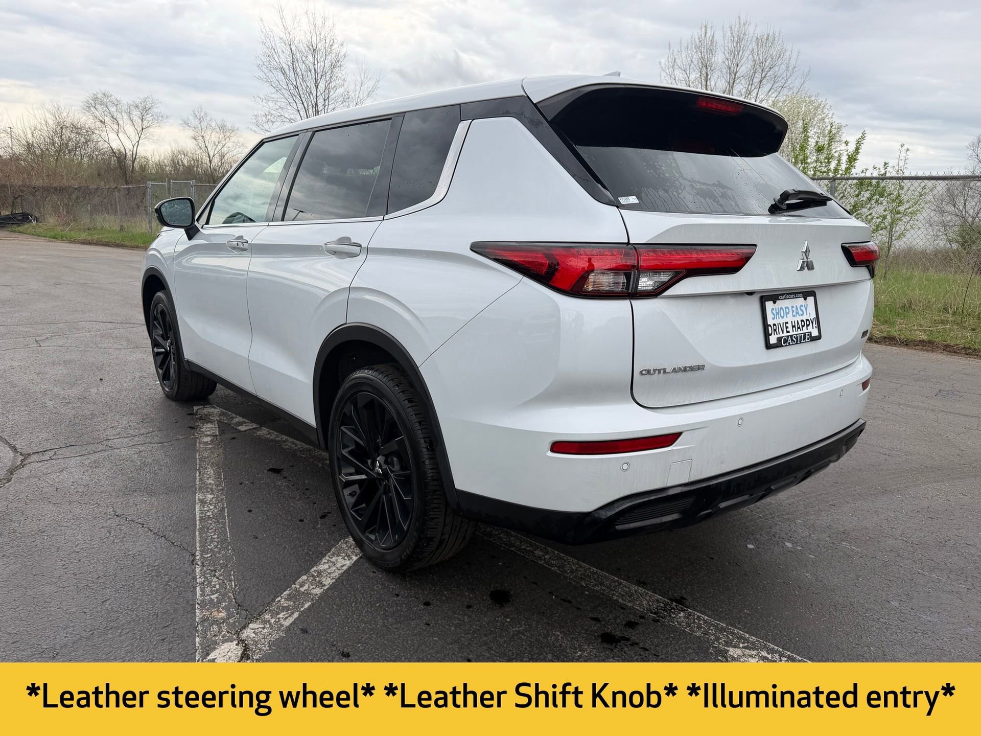 Used 2023 Mitsubishi Outlander SE Black Edition AWD/4WD image 8