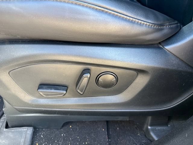 Used 2024 Ford Explorer XLT w/ Equipment Group 202A AWD/4WD image 15