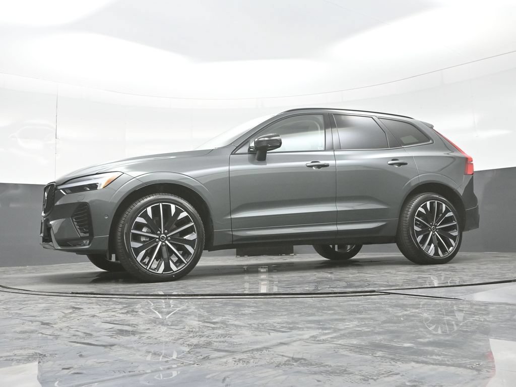 New 2026 Volvo XC60 B5 Ultra w/ Climate Package AWD/4WD image 26