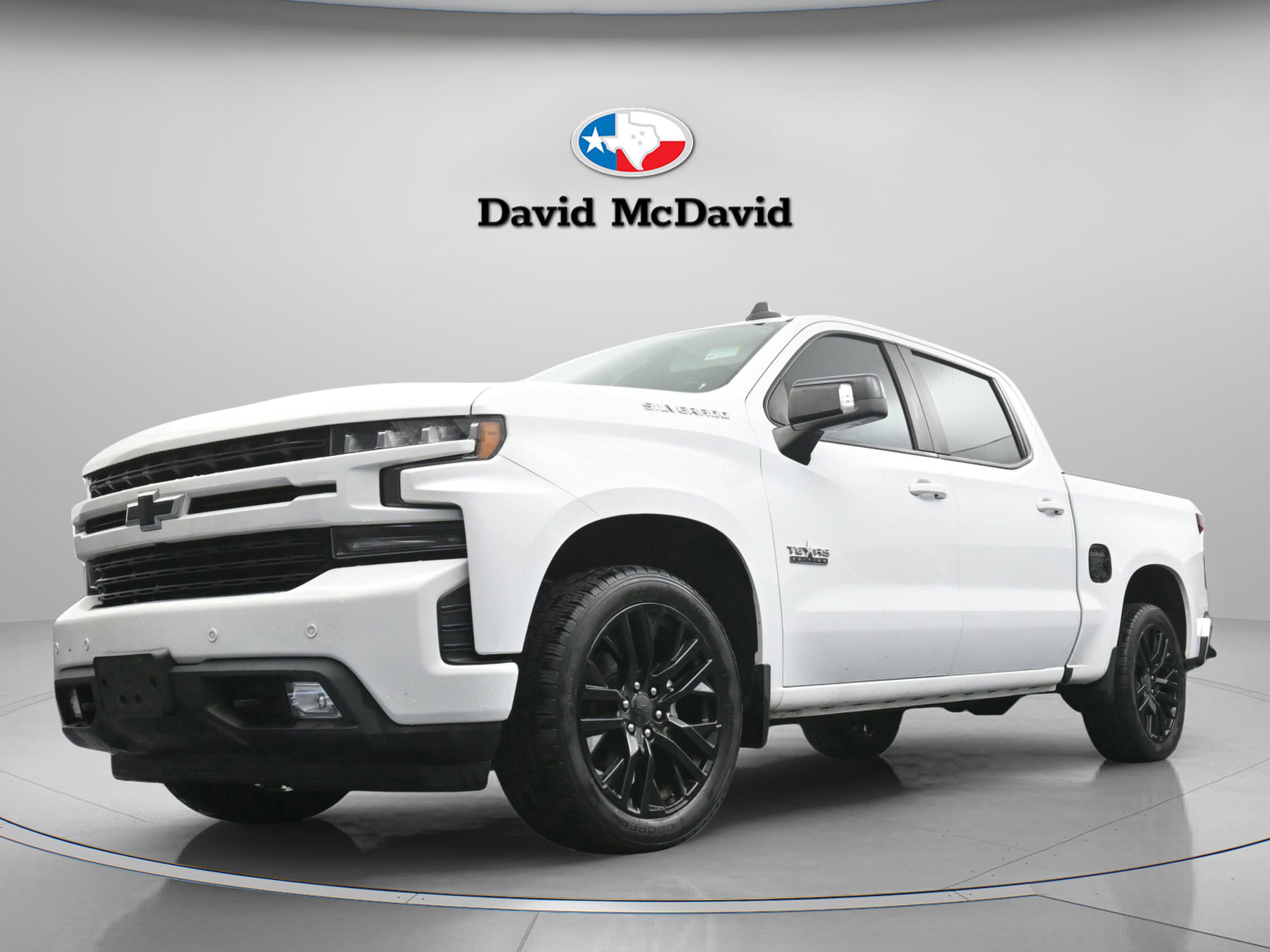 Used 2020 Chevrolet Silverado 1500 RST w/ Texas Edition image 2