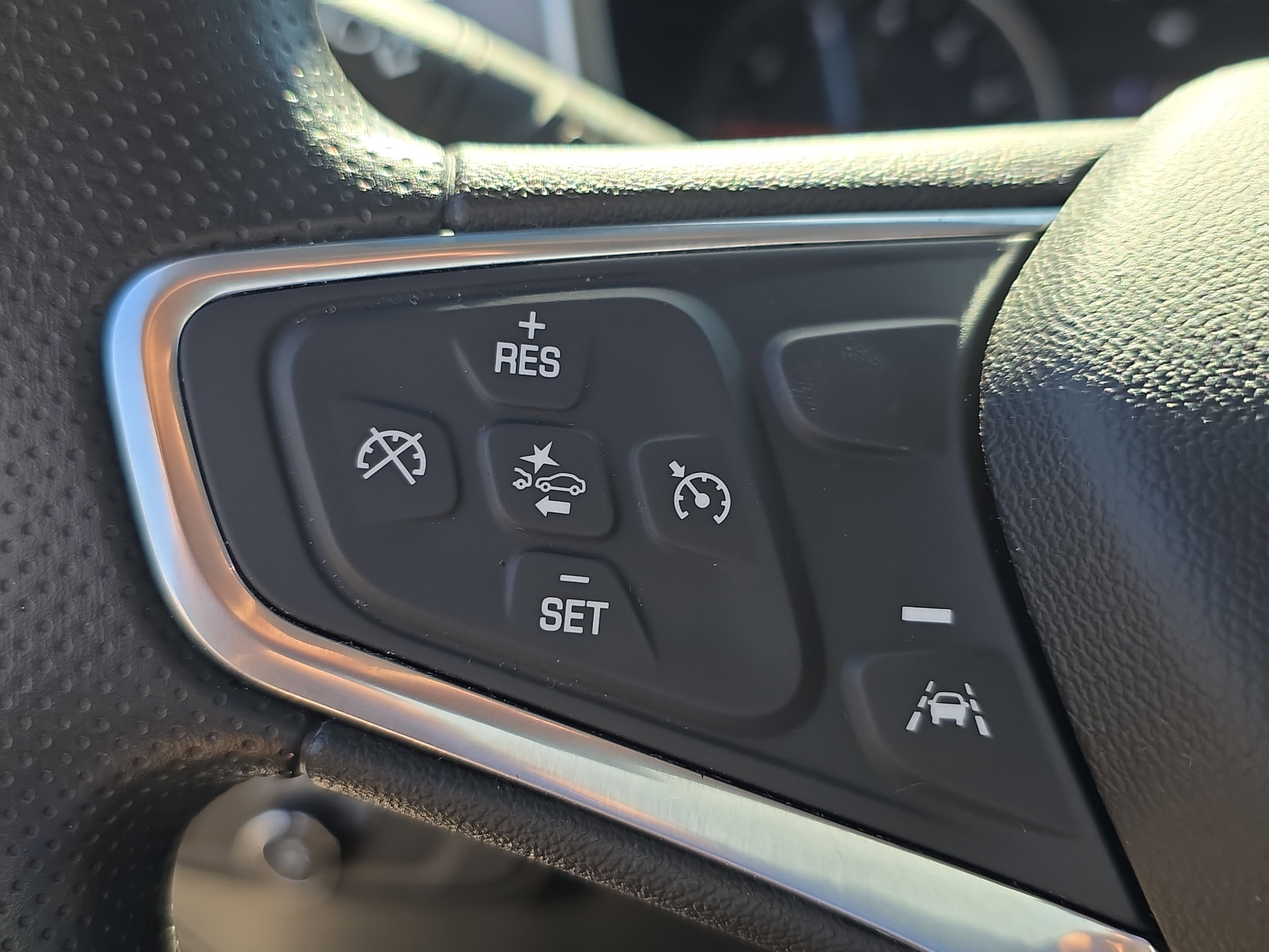 Used 2022 Chevrolet Equinox LT AWD/4WD image 28