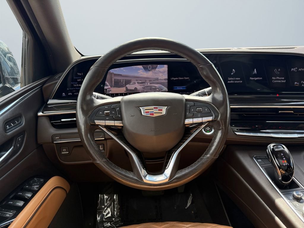 Used 2021 Cadillac Escalade ESV Premium Luxury w/ LPO, Radiant Package image 12