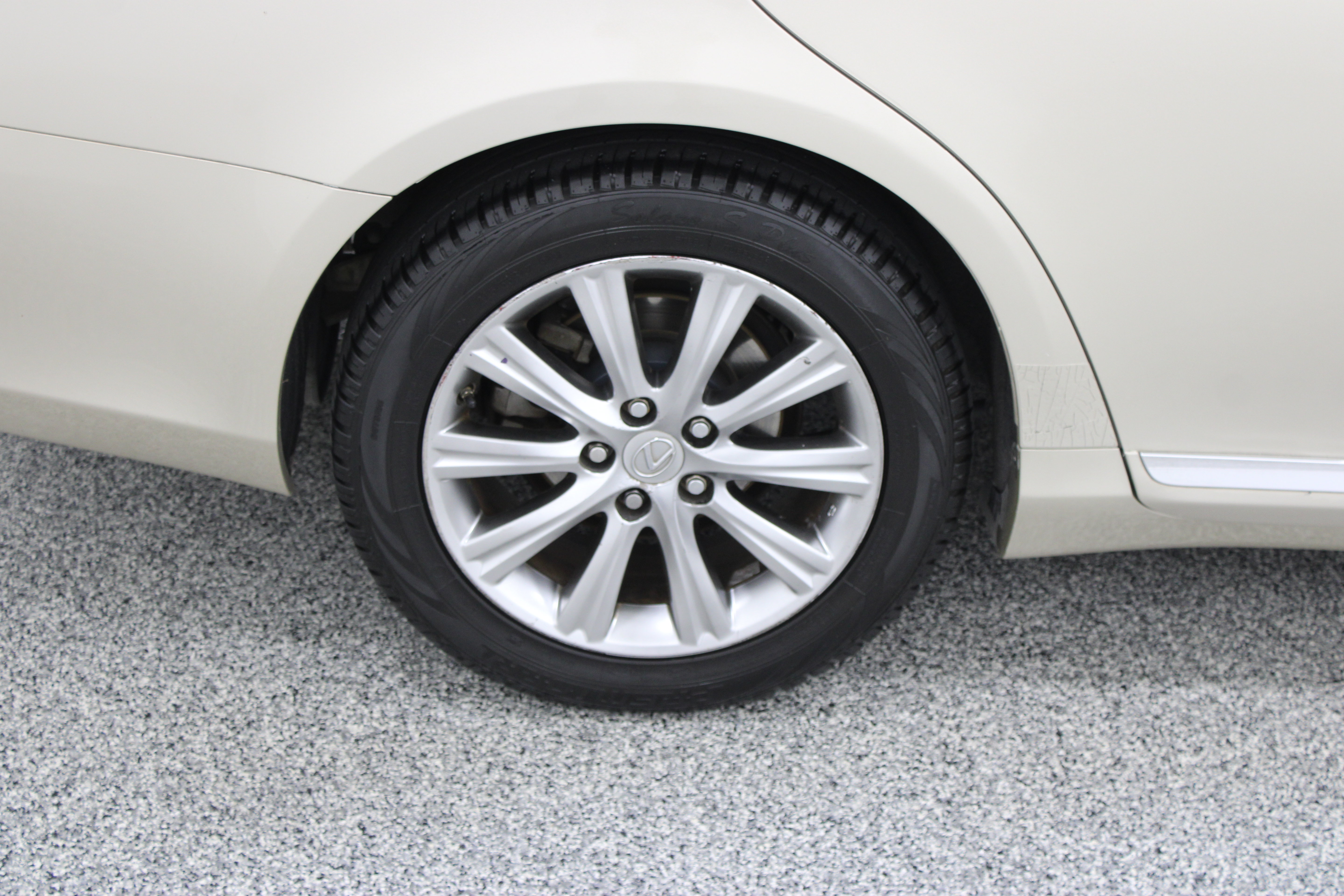 Used 2012 Lexus ES 350 FWD image 6
