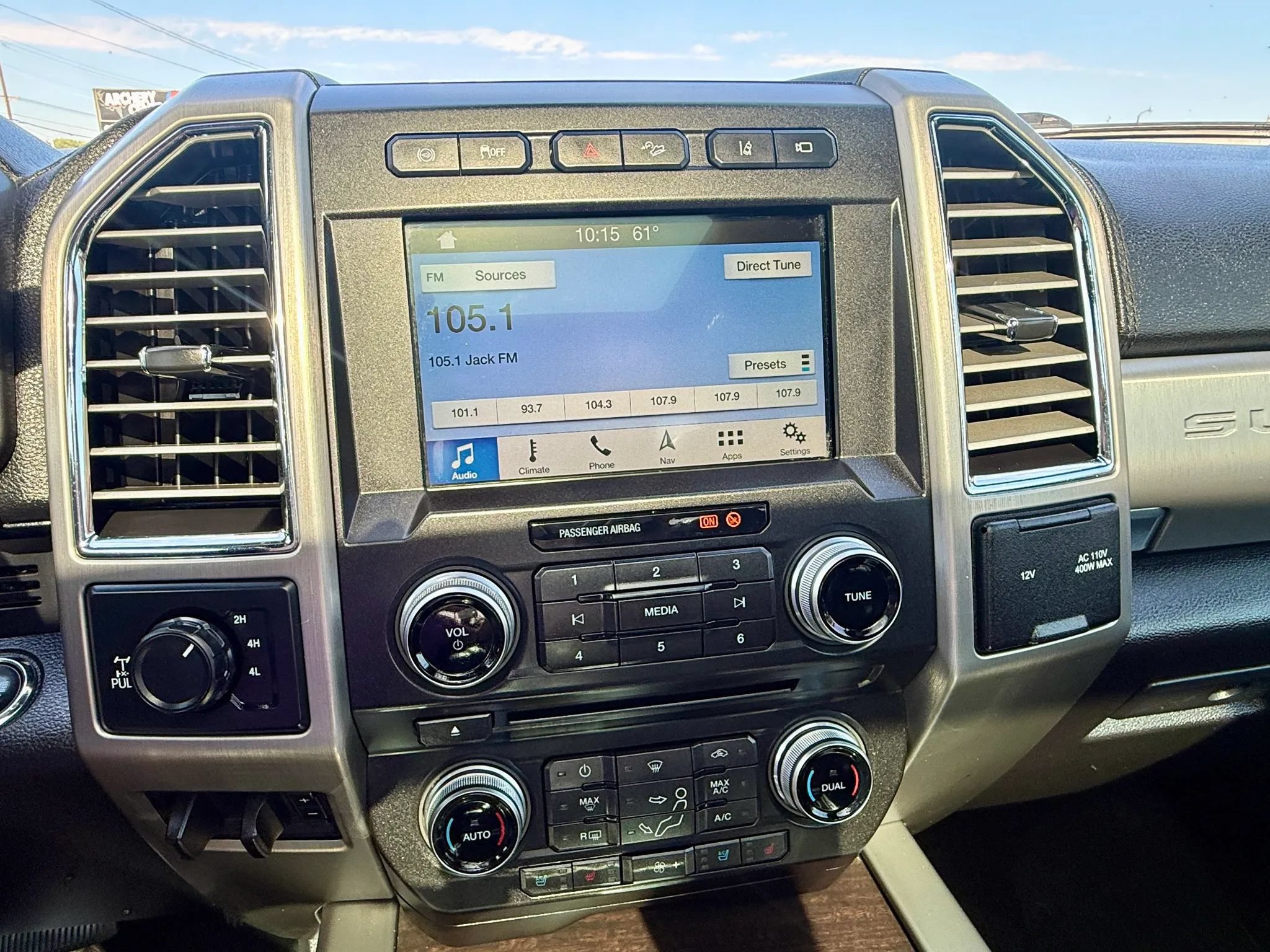 Used 2017 Ford F350 Platinum w/ Platinum Ultimate Package AWD/4WD image 12