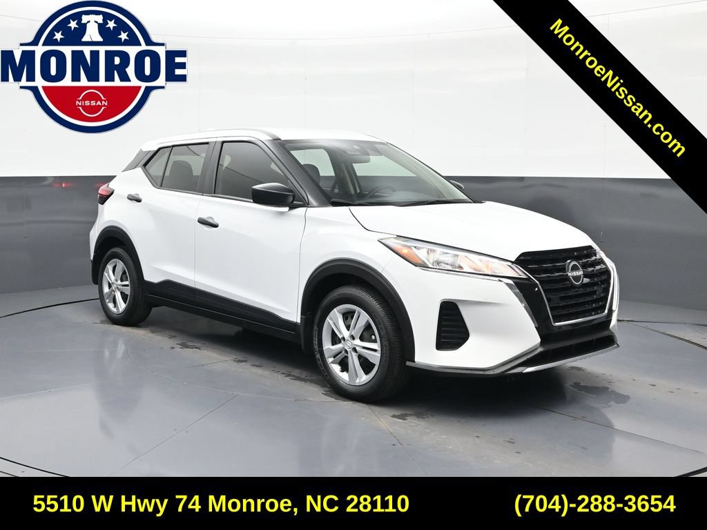 Certified 2025 Nissan Kicks Play S