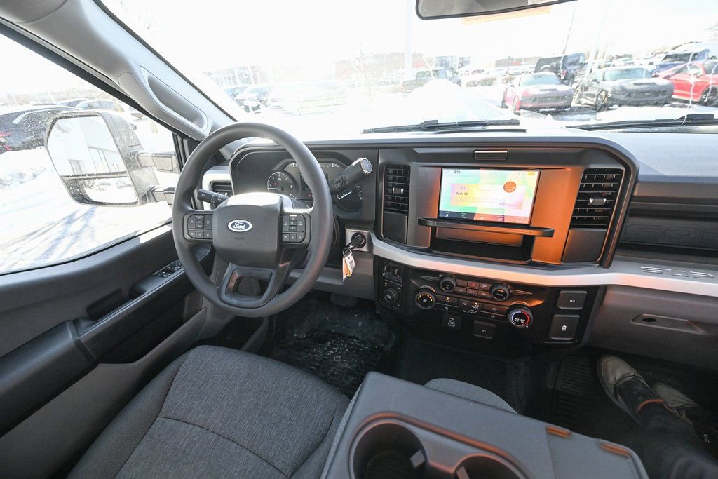 New 2026 Ford F350 XL w/ XL Chrome Package AWD/4WD image 19