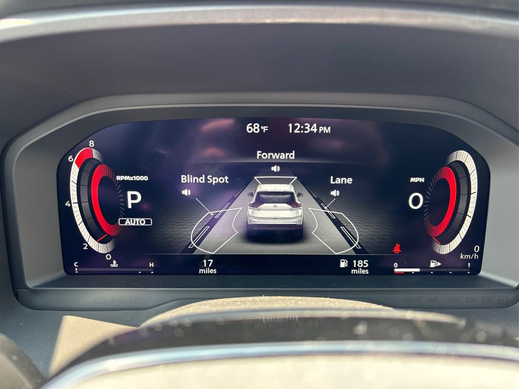 Used 2025 Nissan Rogue SL AWD/4WD image 23