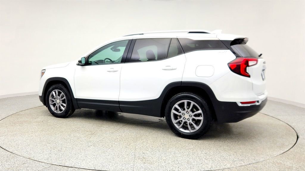 Used 2022 GMC Terrain SLT image 7