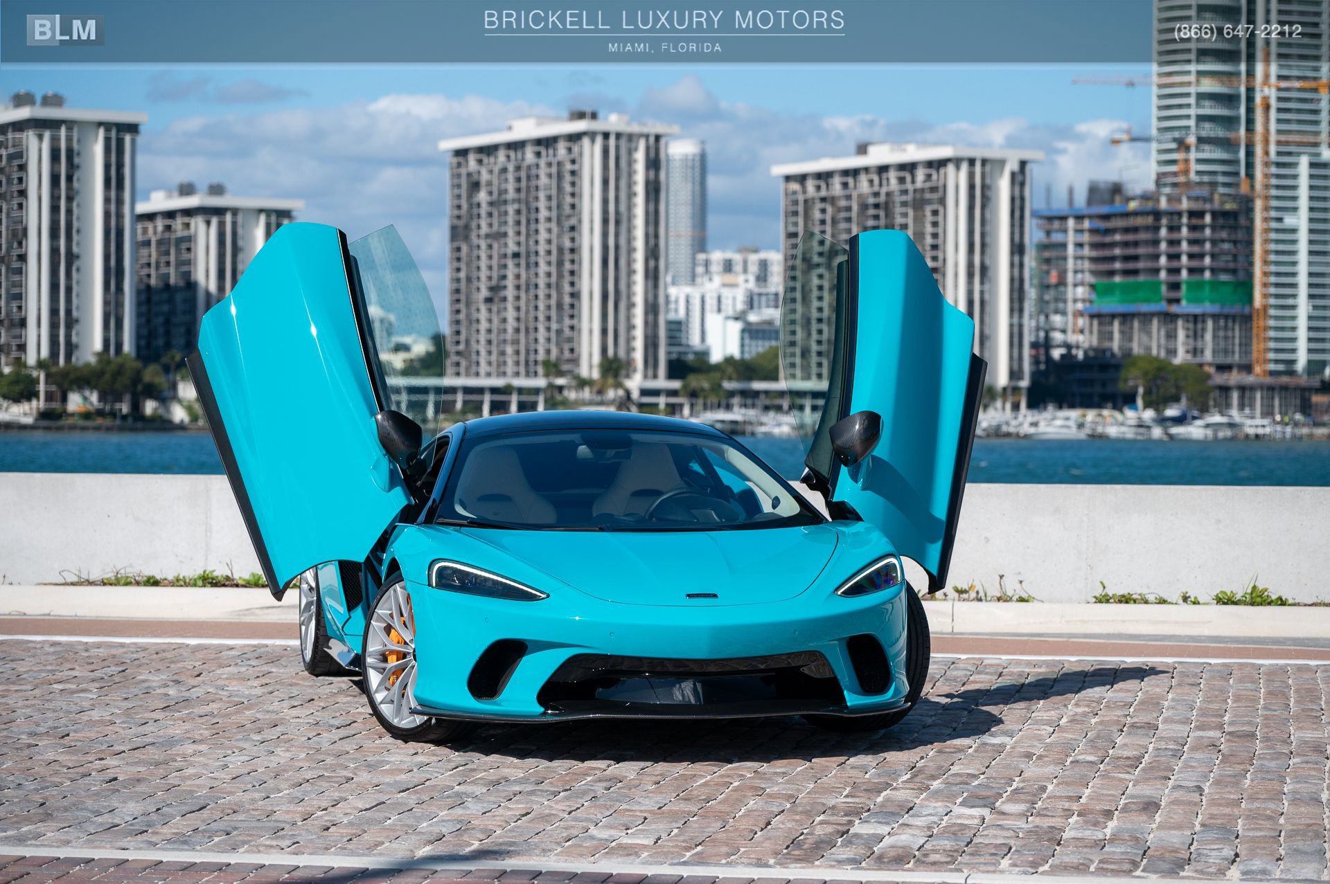 Used 2023 McLaren GT image 4
