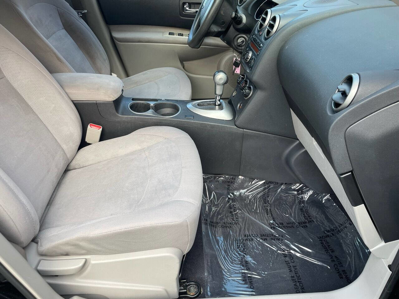 Used 2014 Nissan Rogue S image 10