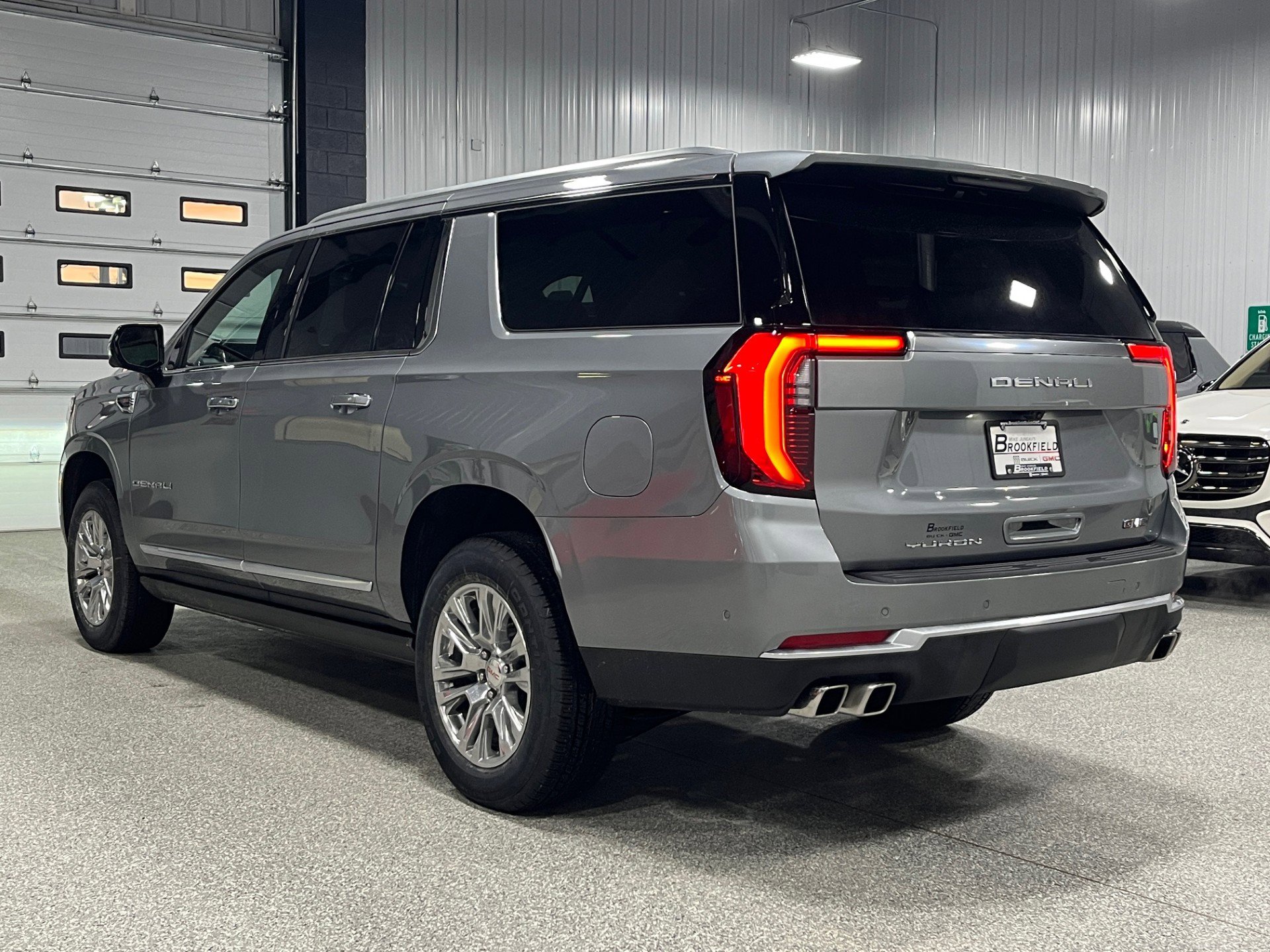 New 2026 GMC Yukon XL Denali w/ Sun & Power Step Package image 3