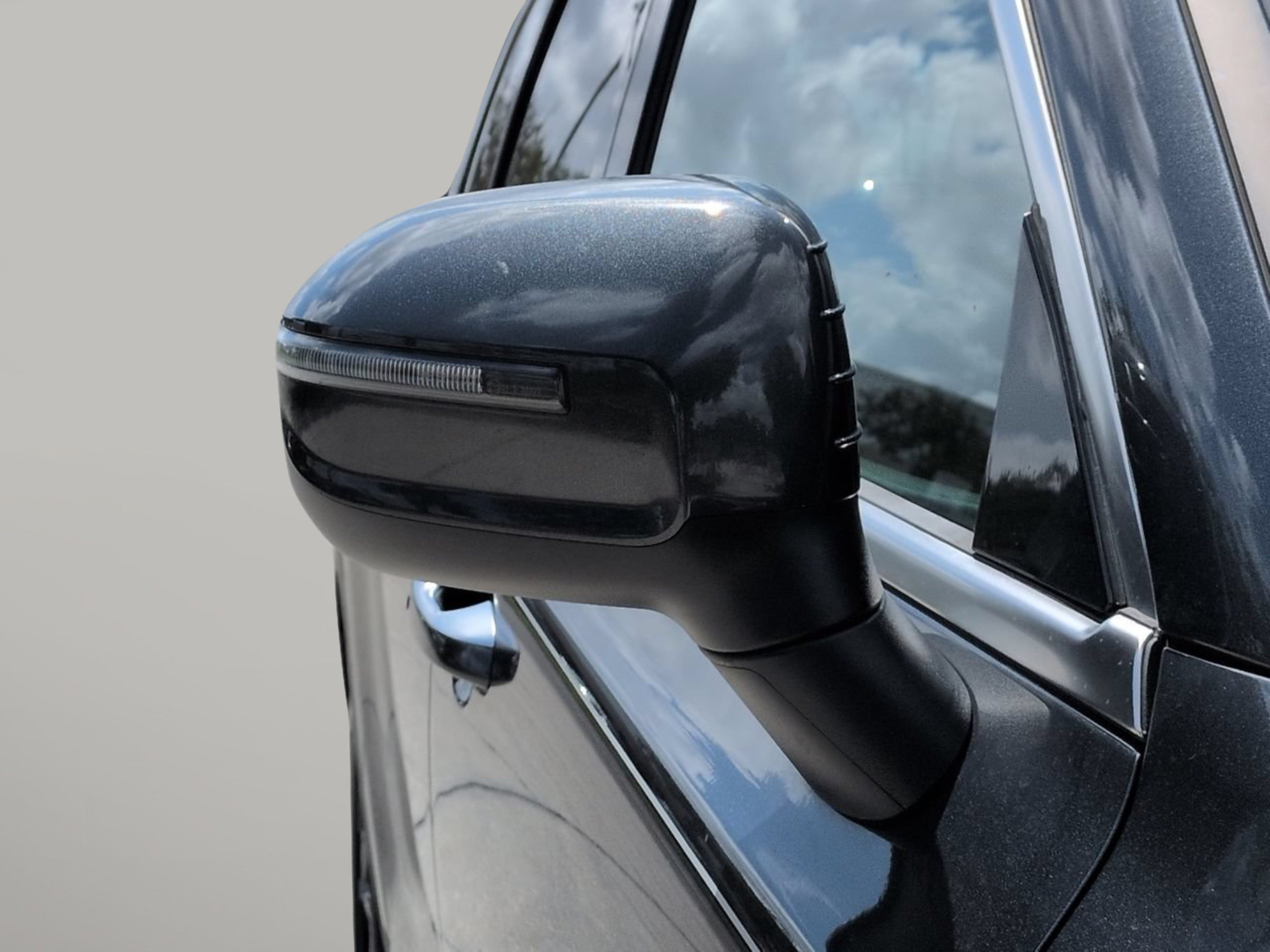 Used 2023 Kia Telluride S w/ S Sunroof Package FWD image 13