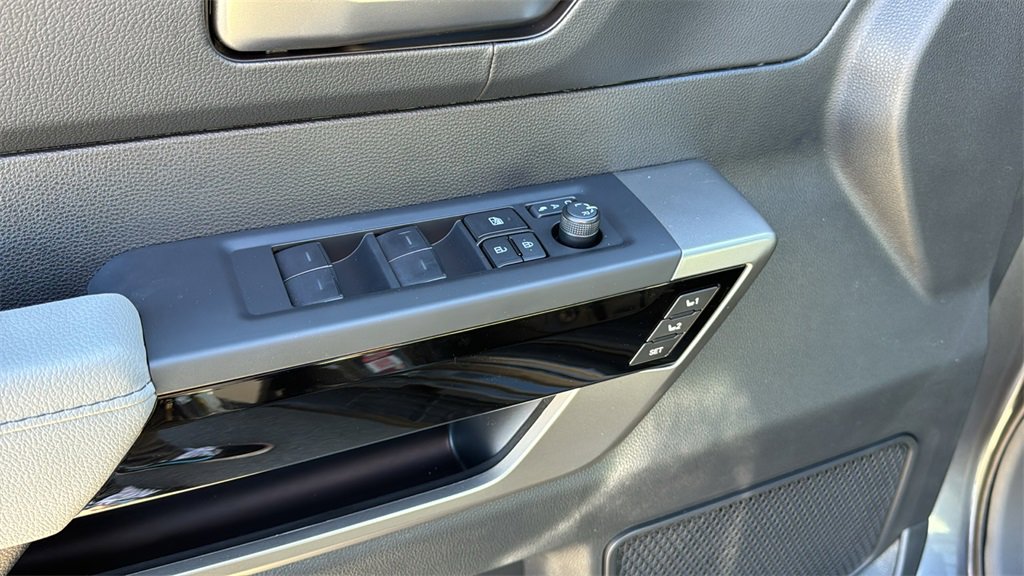 New 2026 Toyota Tundra Limited image 15