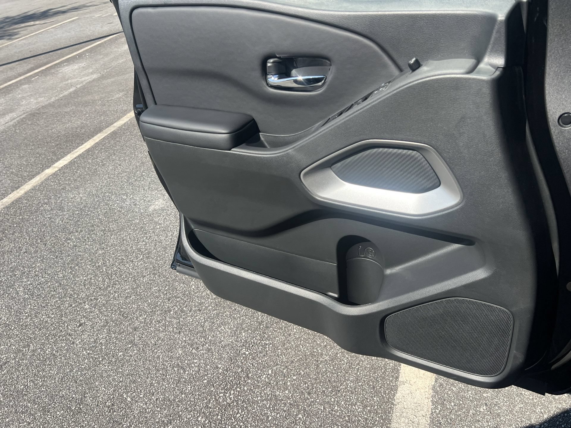 New 2026 Nissan Frontier SV w/ SV Convenience Package RWD image 12