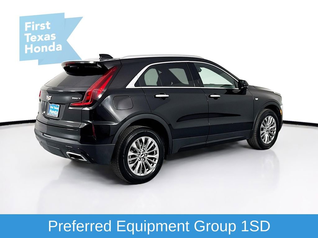 Used 2024 Cadillac XT4 Premium Luxury image 7