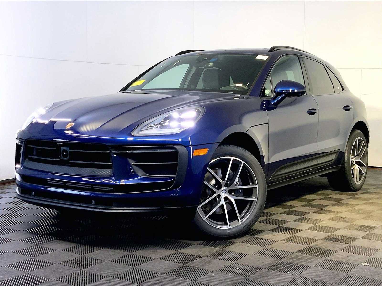 New 2026 Porsche Macan AWD/4WD image 1