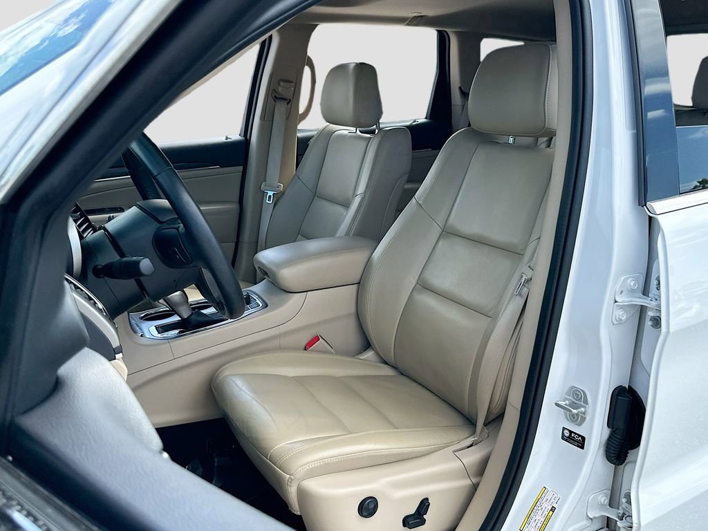 Used 2021 Jeep Grand Cherokee Limited image 21