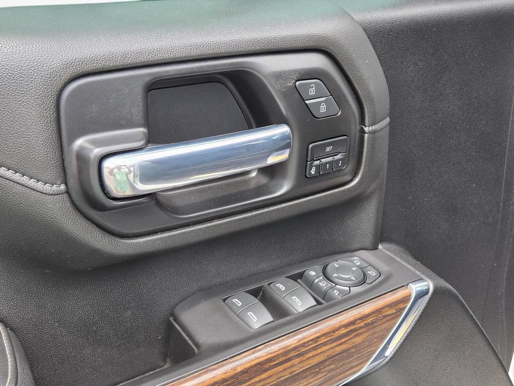 Used 2021 Chevrolet Silverado 3500 High Country w/ Z71 Off-Road Package AWD/4WD image 14