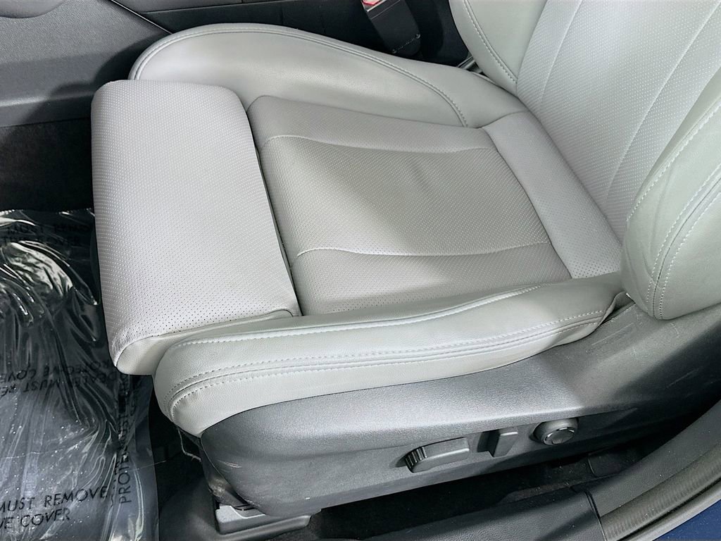 Certified 2024 Subaru Legacy Limited image 27