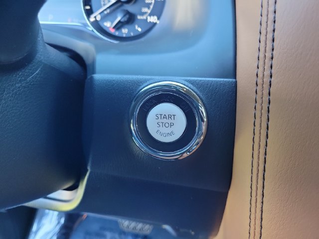 Used 2023 INFINITI QX80 Sensory w/ Cargo Package AWD/4WD image 38