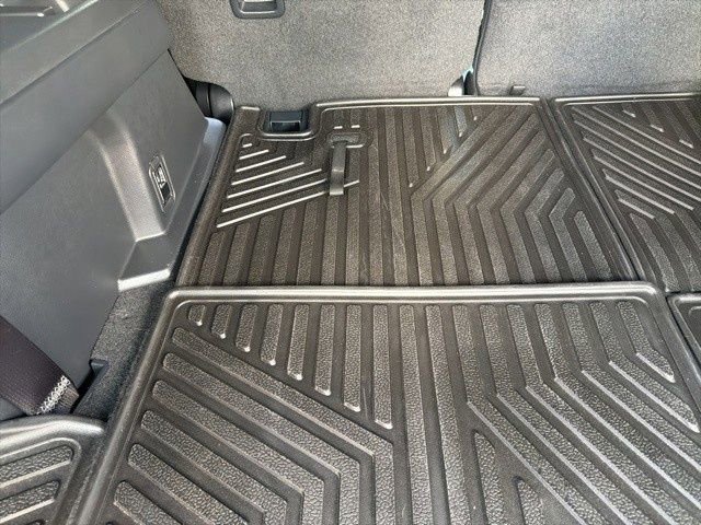 Used 2025 Toyota 4Runner Limited image 25