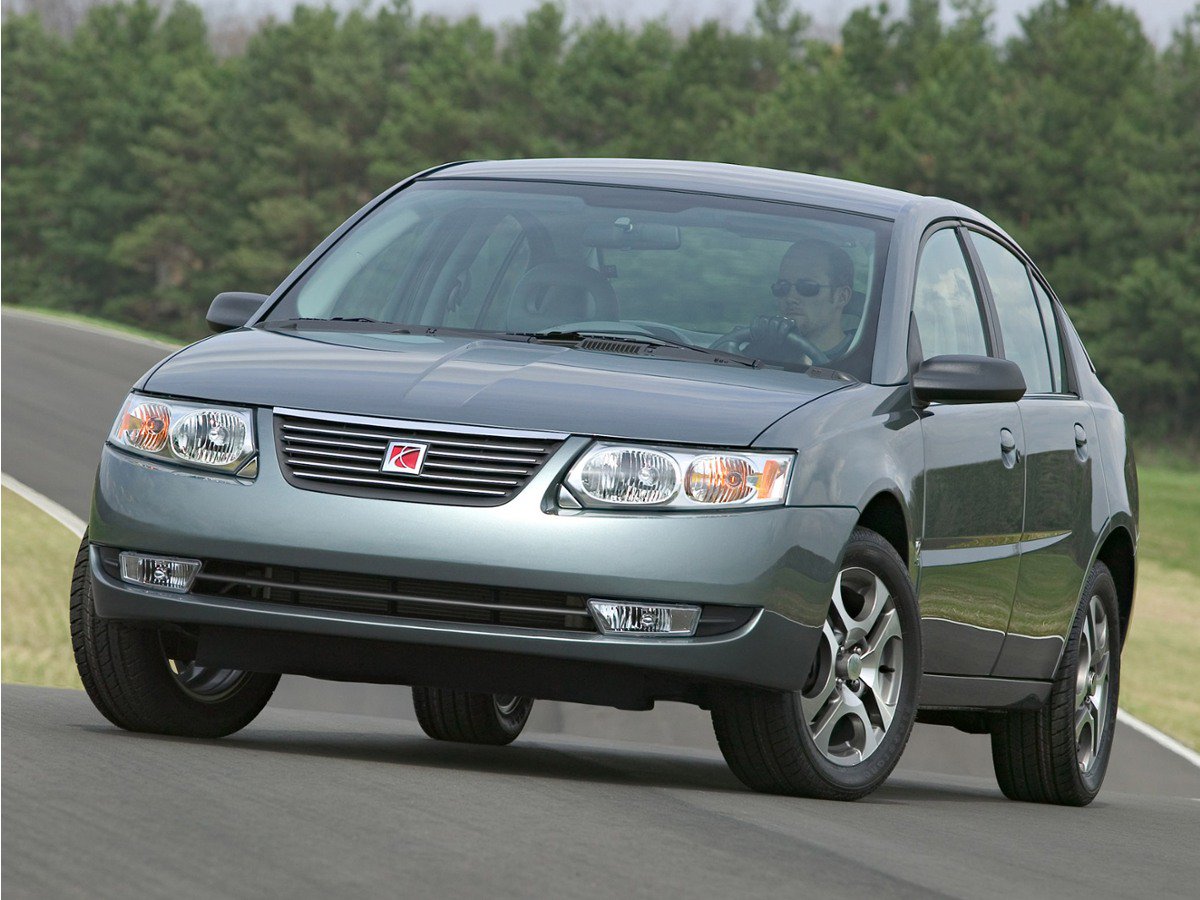 Used 2005 Saturn ION Level 1 FWD image 1